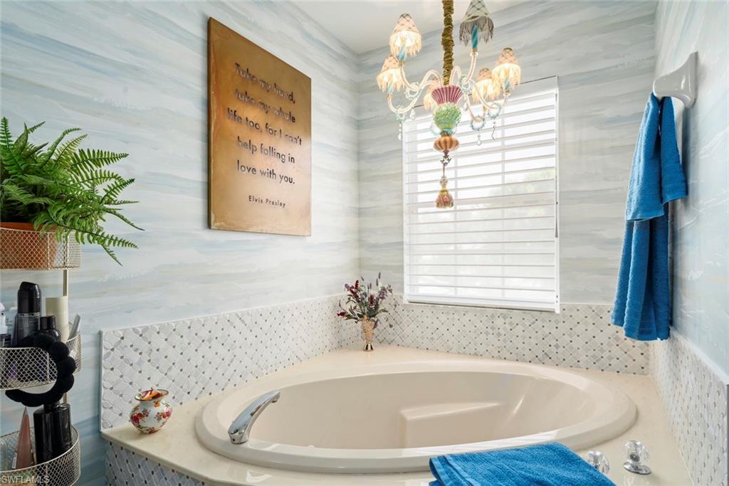 8032 Glen Abbey Cir Property Photo 14