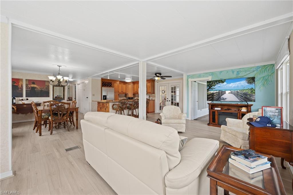 277 Boros Dr Property Photo 9