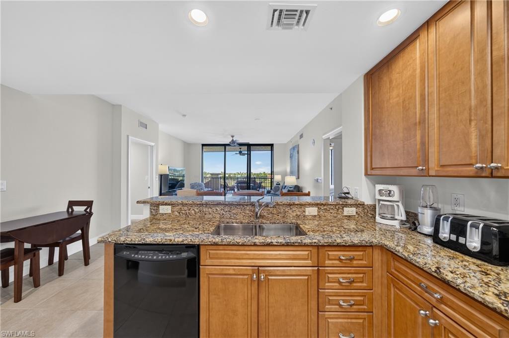 5781 Cape Harbour Dr 505 Property Photo 14