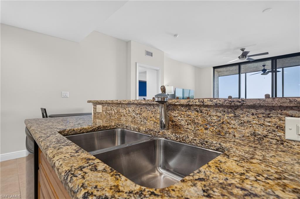 5781 Cape Harbour Dr 505 Property Photo 17