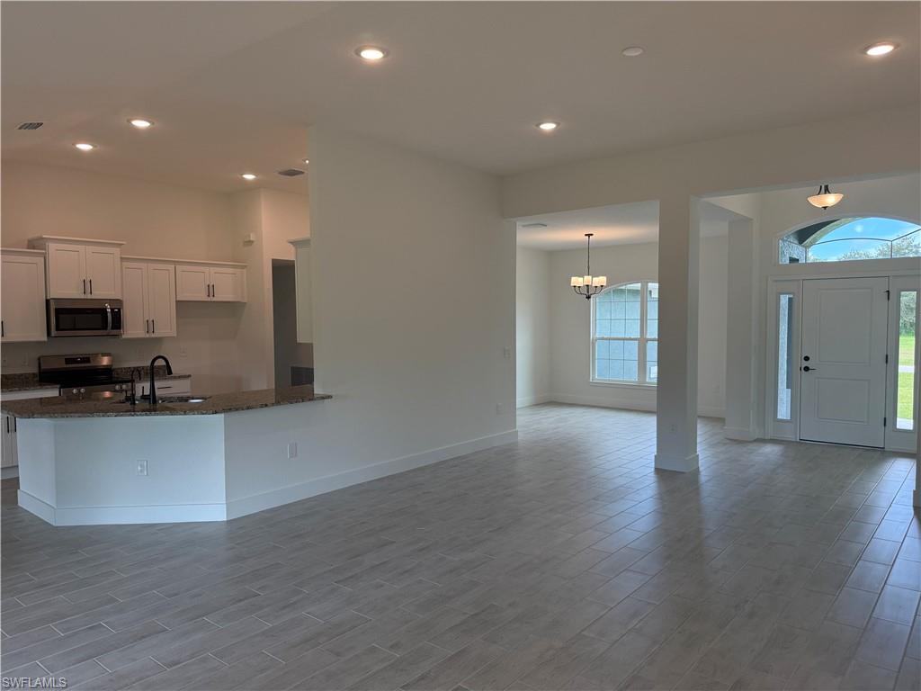 645 Windermere Dr Property Photo 10