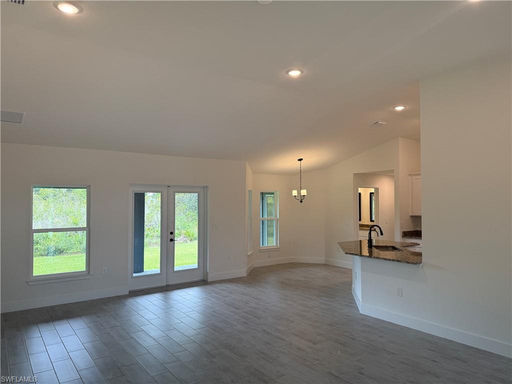 645 Windermere Dr Property Photo 21