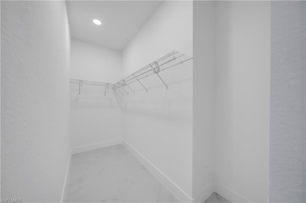 1009 Moore Ave Property Photo 13
