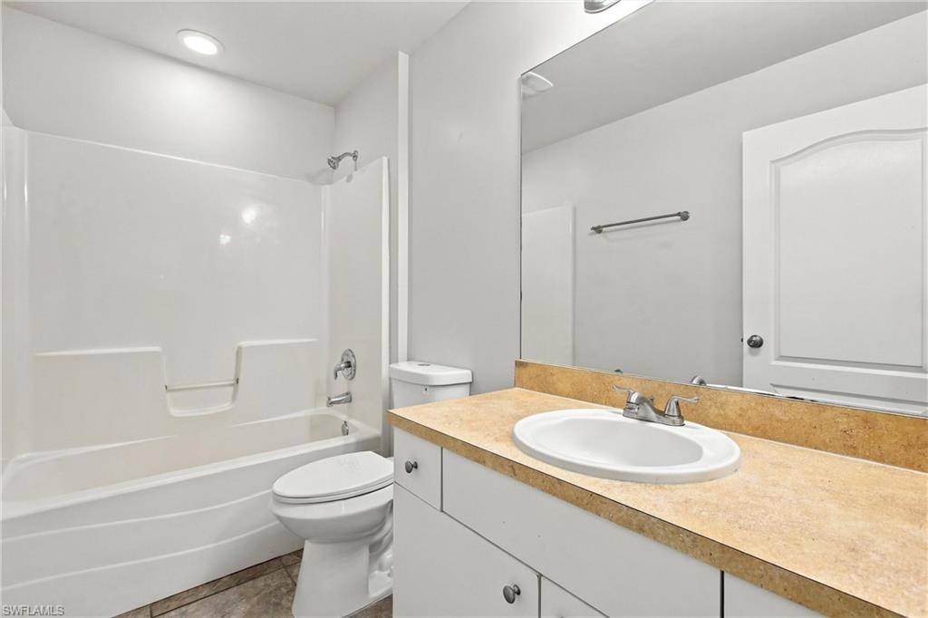 2509 41st St Sw Property Photo 23
