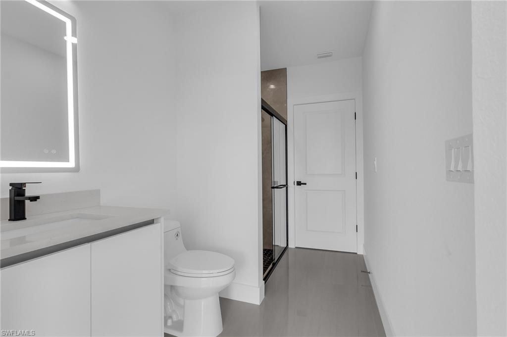 4042 Ne 10th Pl Property Photo 14