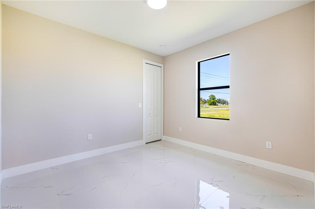 1425 Santa Barbara Blvd N Property Photo 26