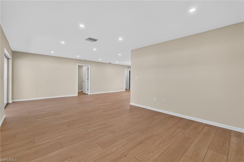 1367 Bunker Way Property Photo 9