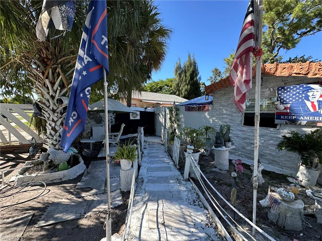2343 Canal St Property Photo 3