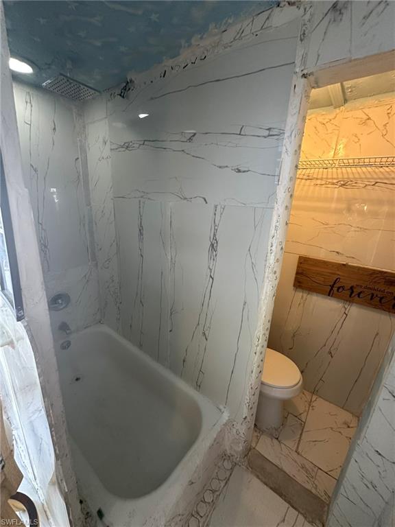 2343 Canal St Property Photo 18