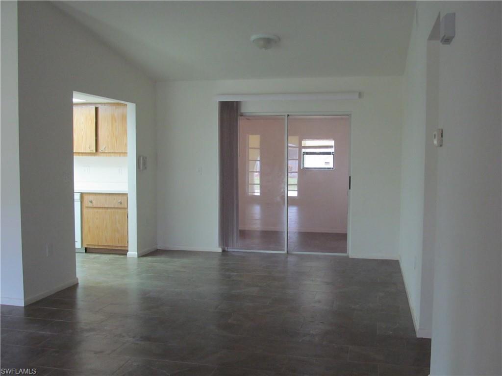19486 Poppytree Ct Property Photo 5