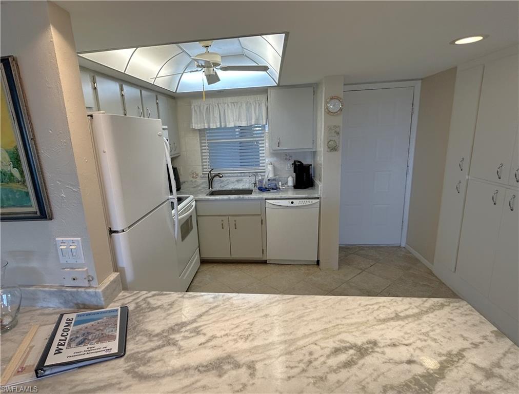 6899 Estero Blvd 232 Property Photo 12