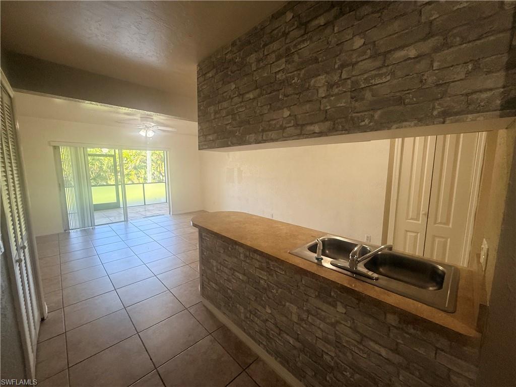 4514 Sw 8th Pl 12 Property Photo 3