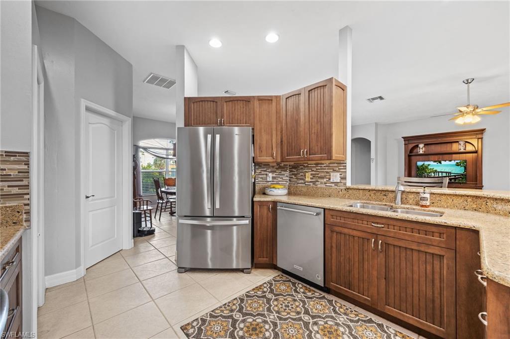 18839 Baseleg Ave Property Photo 18