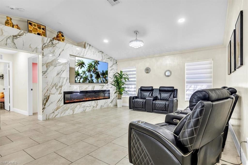 3619 Oasis Blvd Property Photo 6