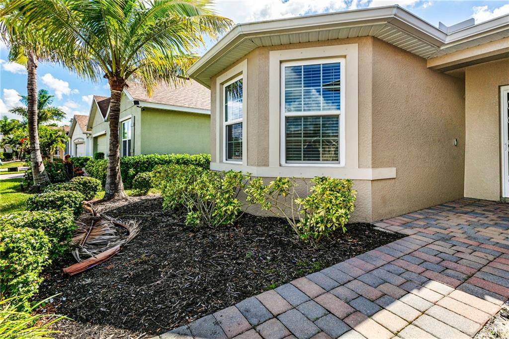 2156 Pigeon Plum Way Property Photo 4
