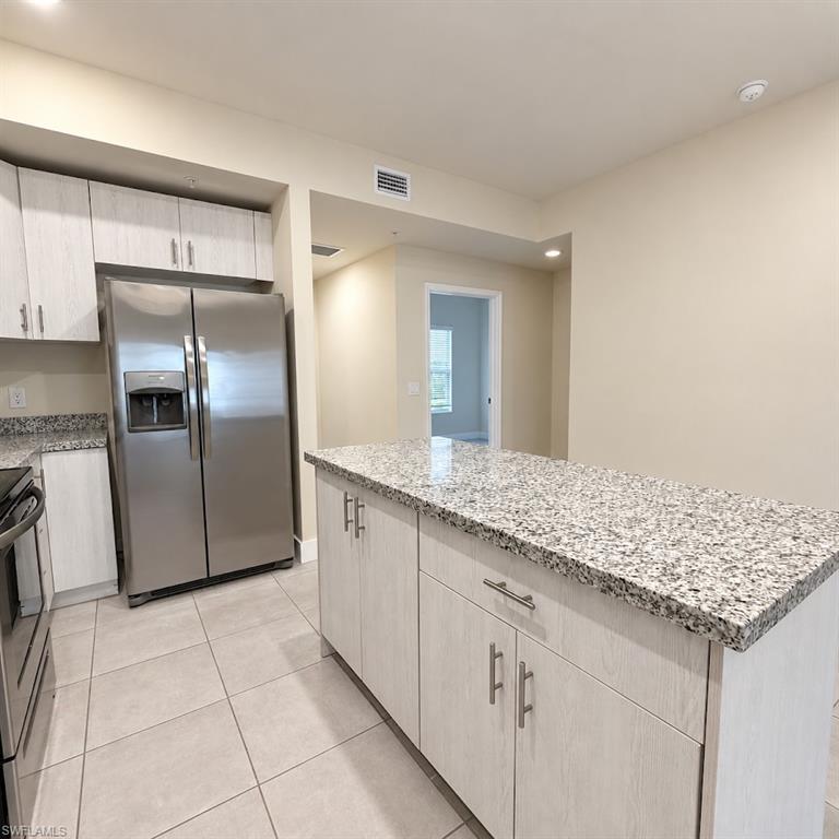 3313 Sw 8th Pl 102 Property Photo 6
