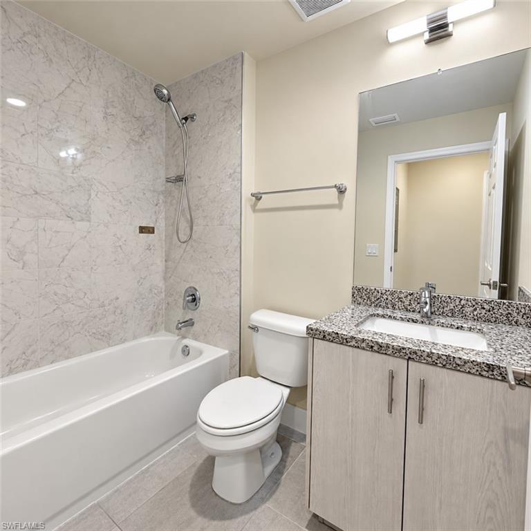 3313 Sw 8th Pl 102 Property Photo 9