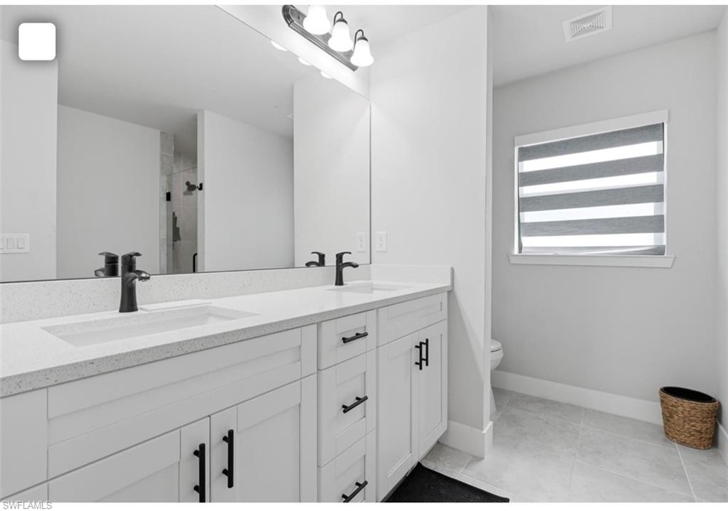 7572 9th Ter Property Photo 16