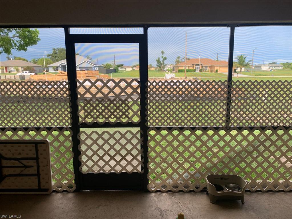 2027 / 2029 Andalusia Blvd Property Photo 8