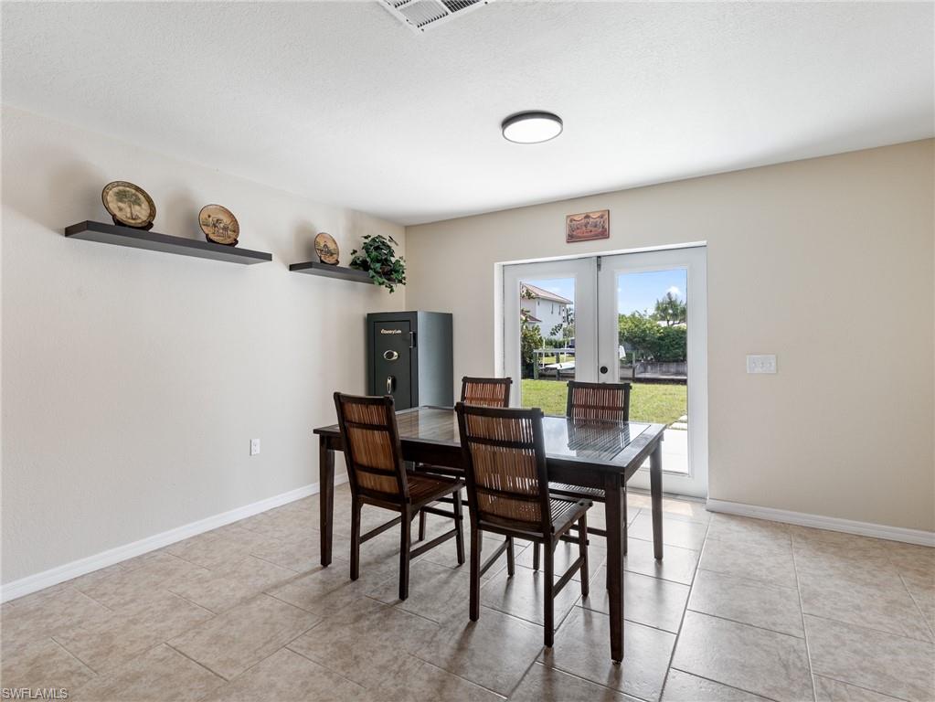 12755 Brewster Dr Property Photo 20