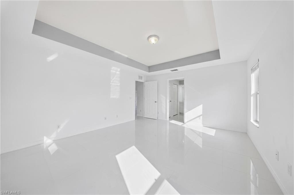 3415 27th St W Property Photo 13