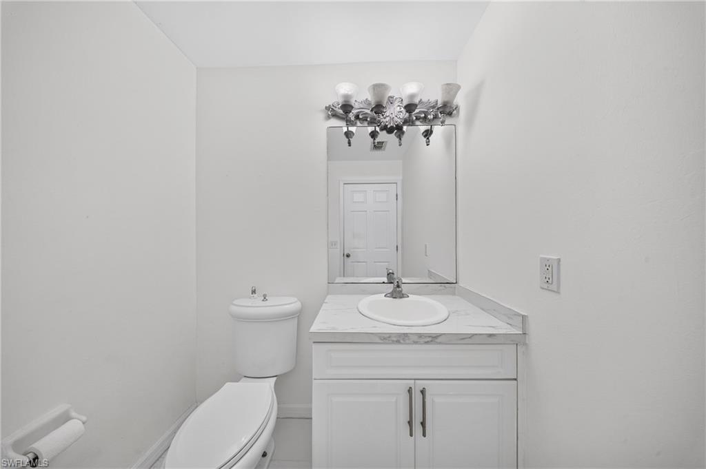 3415 27th St W Property Photo 30