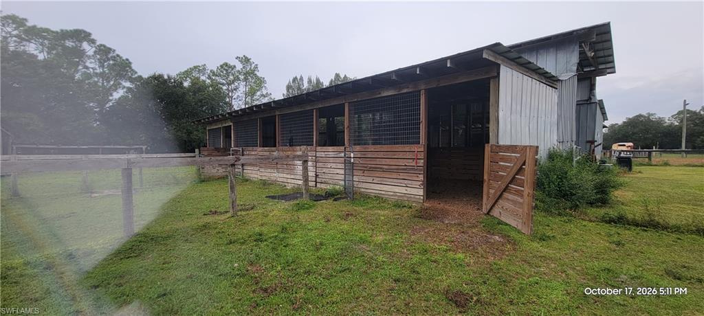 2260 Howard Rd Property Photo 12