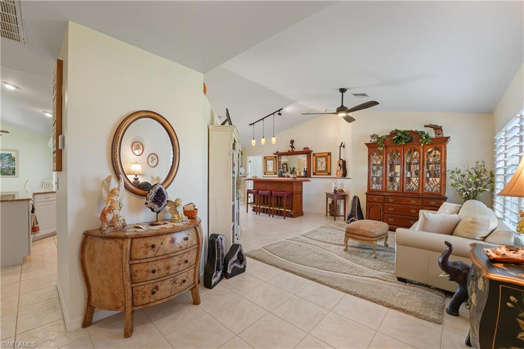 908 Vogiantzis Pkwy Property Photo 14