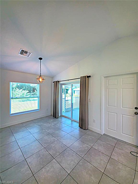 3614 Nw 43rd St Property Photo 2