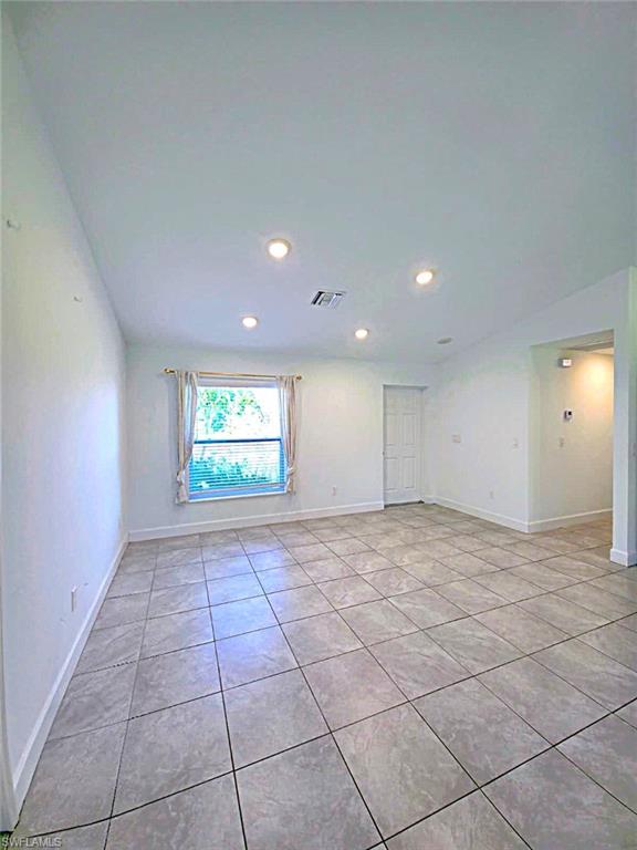 3614 Nw 43rd St Property Photo 7