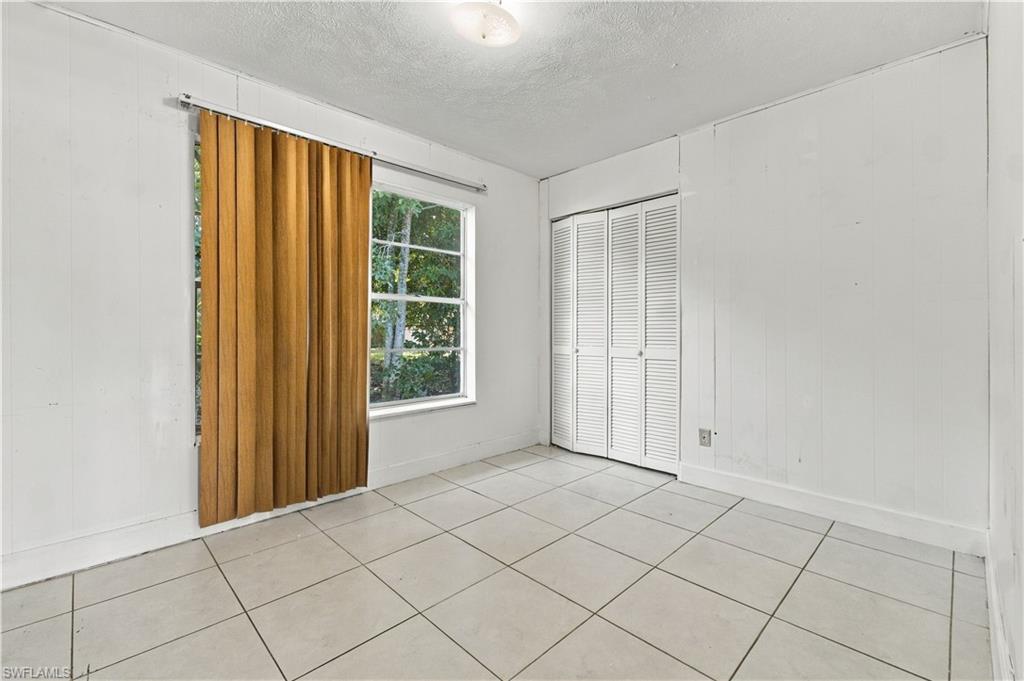 714 S Lopez St Property Photo 17
