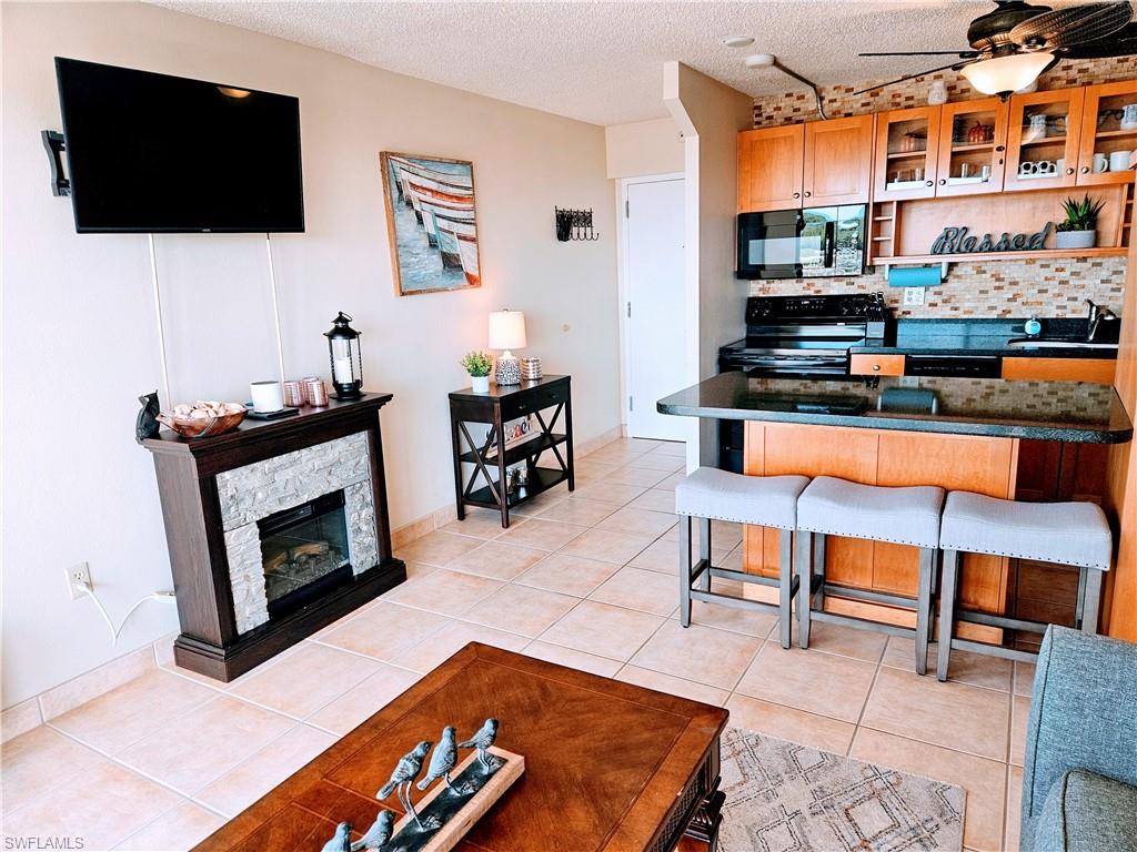 8701 Estero Blvd 801 Property Photo 5