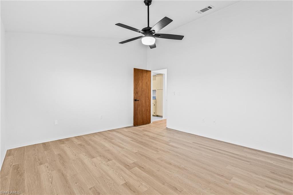 326 Ne 17th Pl Property Photo 31