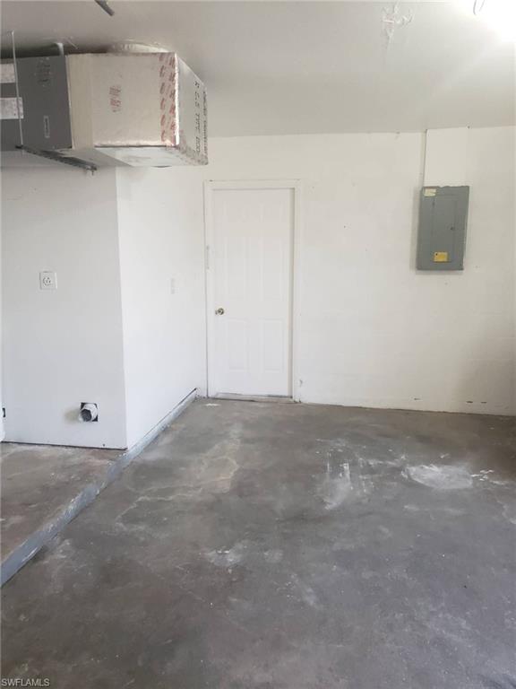4020 Se 2nd Ave Property Photo 18