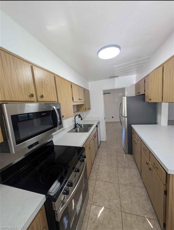 2121 Academy Blvd Property Photo 6