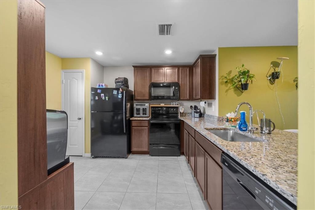 214 Re Cherche St Property Photo 10