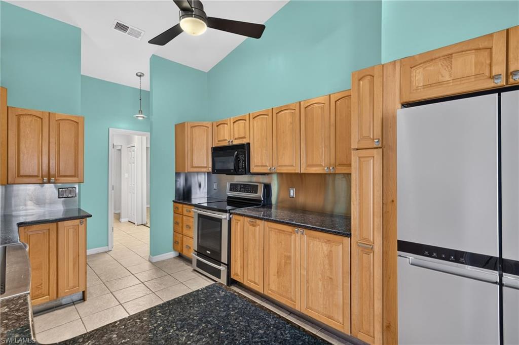 1313 Olivet St Property Photo 8
