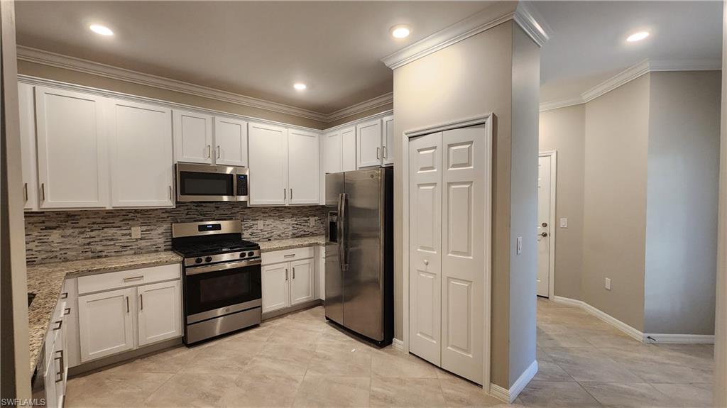 15090 Cortona Way Property Photo 4