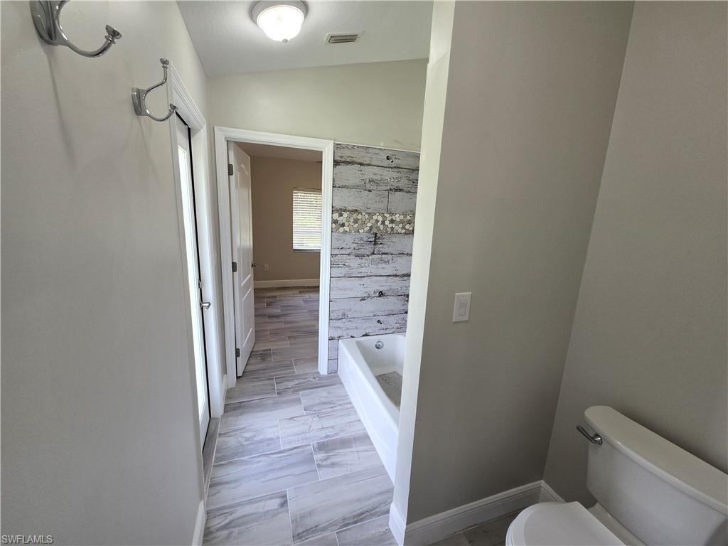 3620 Nw 3rd Ter Property Photo 11