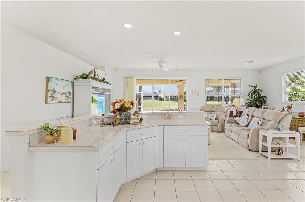9290 Lanthorn Way Property Photo 10