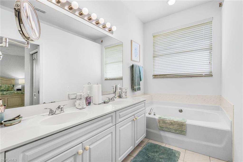 9290 Lanthorn Way Property Photo 21