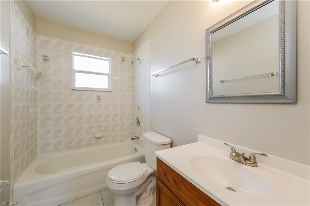 1813 Ne 2nd Ter Property Photo 14
