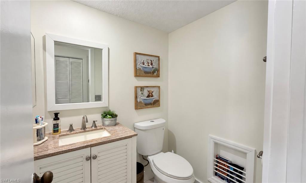 1407 Monarch Cir B2 Property Photo 29