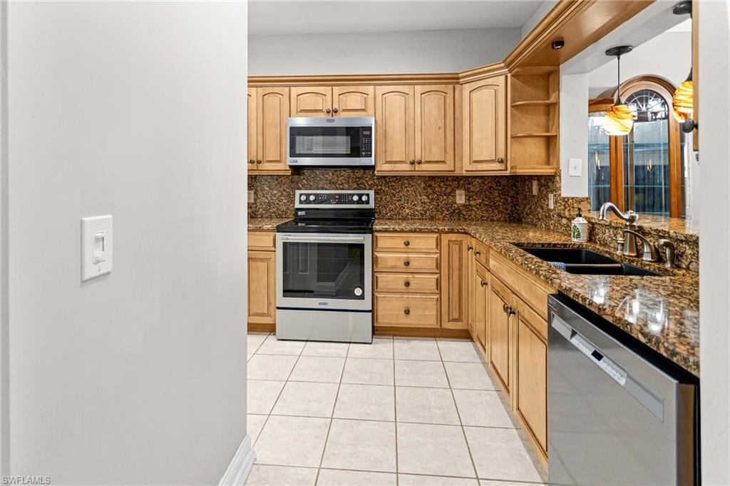 14521 Daffodil Dr 1503 Property Photo 2