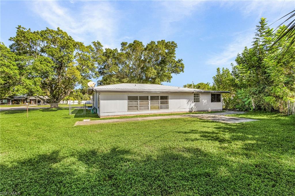 4581 Tennyson Dr Property Photo 22