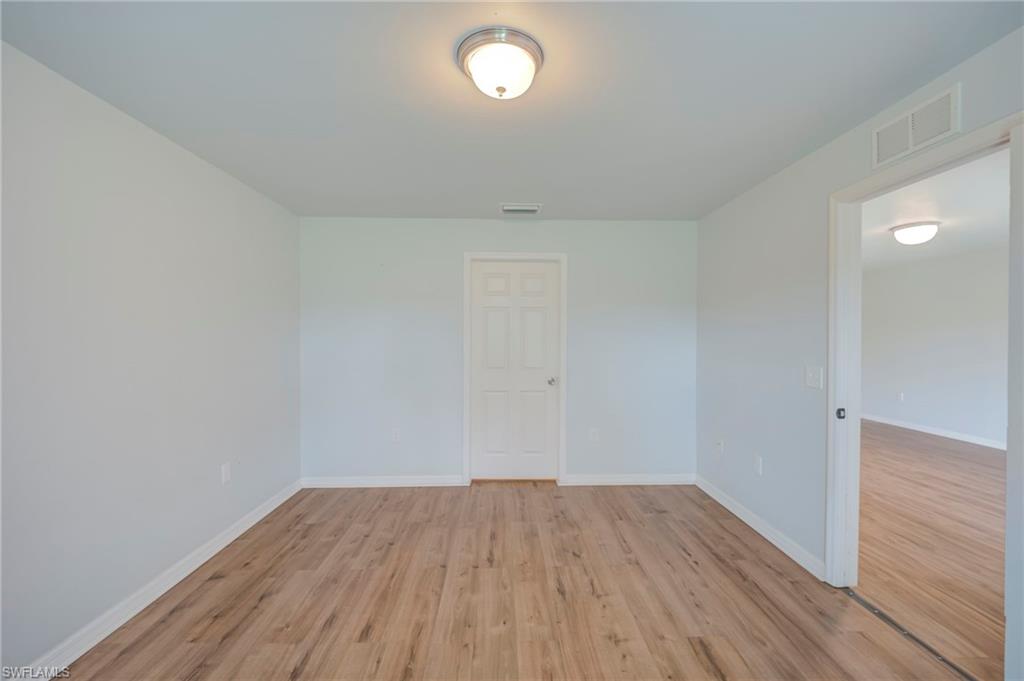 313 Shadow Lakes Dr Property Photo 11