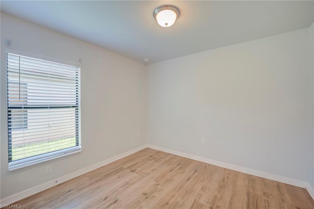 313 Shadow Lakes Dr Property Photo 18