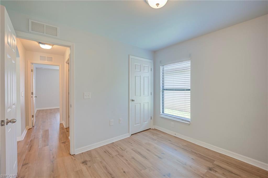 313 Shadow Lakes Dr Property Photo 19