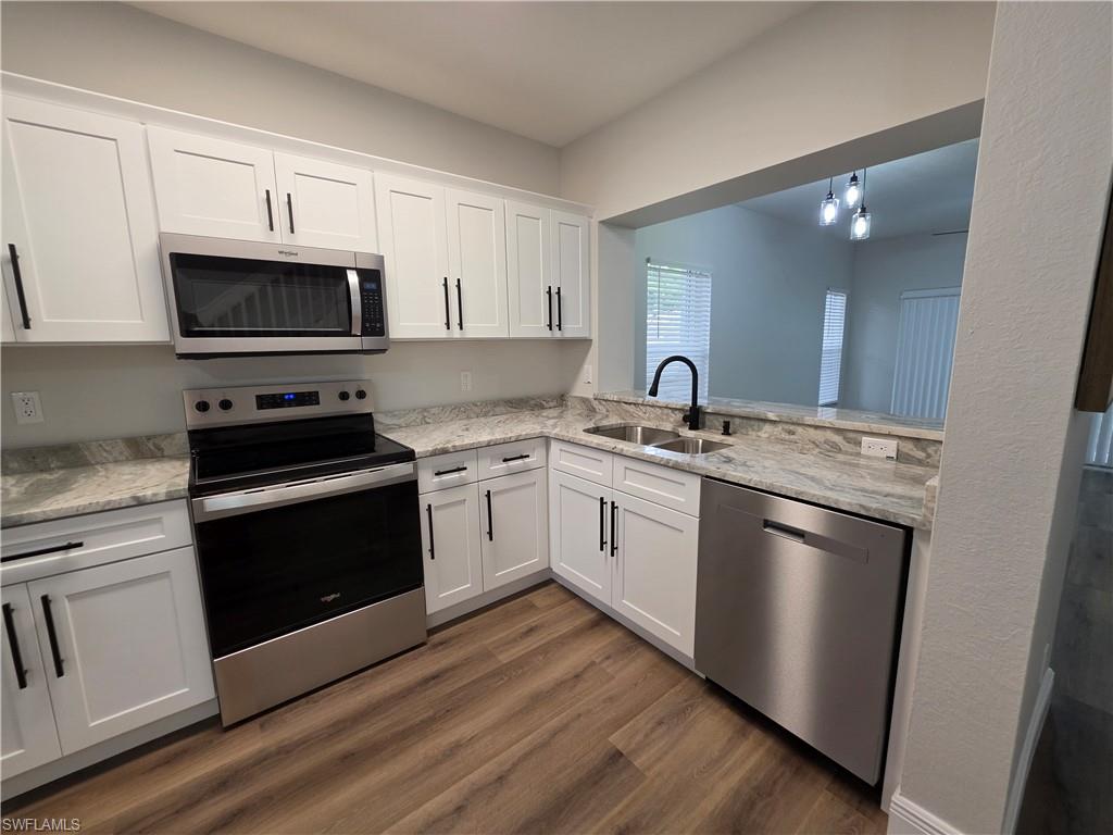 10035 Poppy Hill Dr Property Photo 5