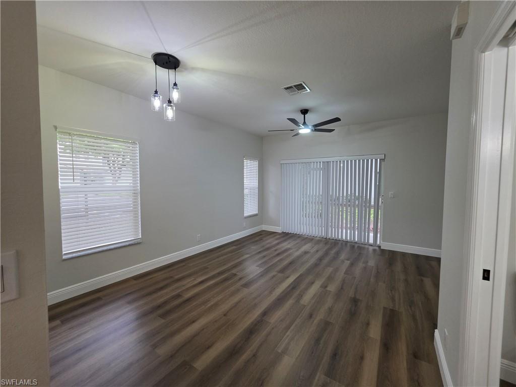 10035 Poppy Hill Dr Property Photo 7